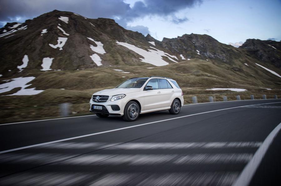  Mercedes-Benz GLE350 d 4Matic AMG Line 2015 года  (фото 5 из 9)